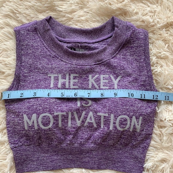 Training Top: The Key is Motivation - Gray - Picture 5 of 5